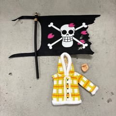 BW-MO-LF-SET: 1/12 Drum Island Luffy’s Jacket & Pirate Flag Set