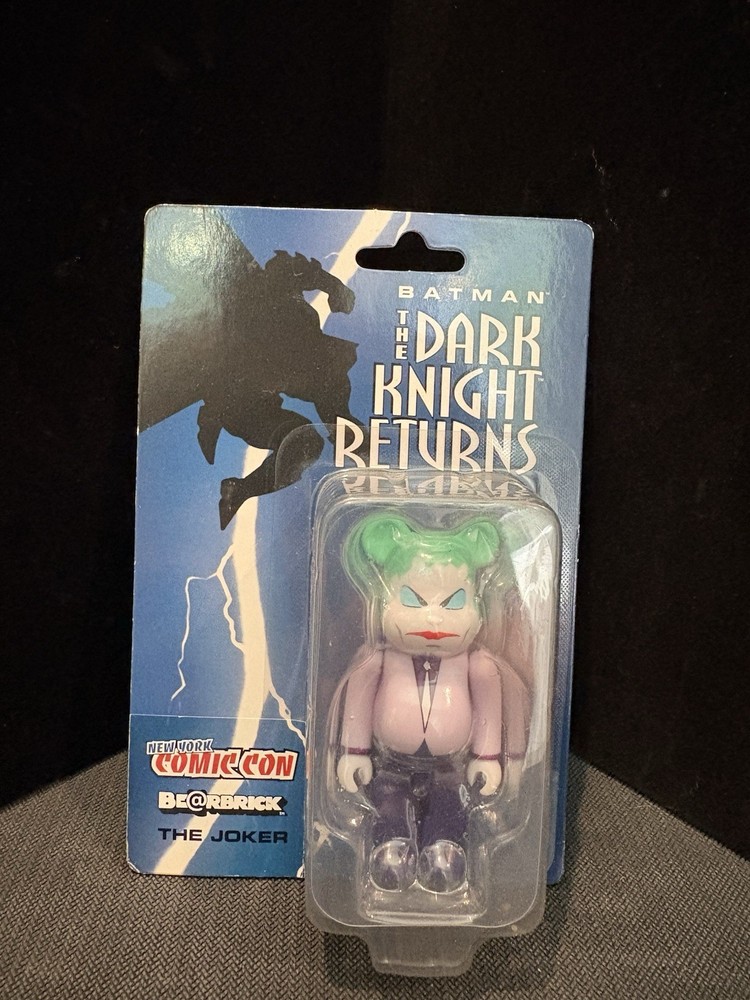 Be@rbrick Medicom The Dark Knight Returns Joker New York Comic Con New On Card