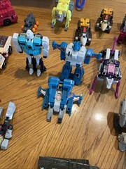 G1 Transformers Lot/ Loose/ 35 Bots/ Conditions AS-IS/