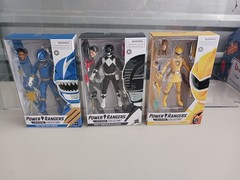 Power Rangers Lightning Collection Set Of 3 BLACK BLUE YELLOW Rangers CASE FRESH