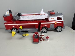Paw Patrol ULTIMATE RESCUE Fire Truck w/Extendable 2 ft Ladder MARSHALL 🔥🔥