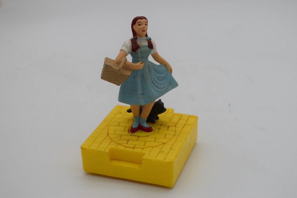Wizard of Oz DOROTHY & TOTO Movable Toy 1997 Blockbuster Turner Ent