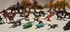 Lot of 28 Dinosaur Figures Mixed Plastic Toys Mini & Large Playset Random Bundle