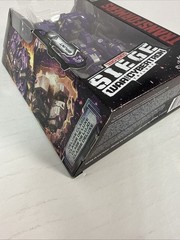 Transformers BRUNT Siege War For Cybertron WFC-S37 Deluxe Class Hasbro