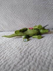 Jurassic Park World BATTLE DAMAGE TRICERATOPS Dinosaur Action Figure 2017