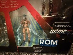 SDCC 2017 Hasbro Revolution 16 Figure Box Set IDW Comic Crossover New Sealed