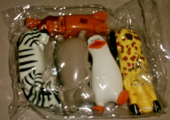 Madagascar 2 Escape To Africa LOT OF 5 General Mills Cereal Wacky Sliders ANIMAL