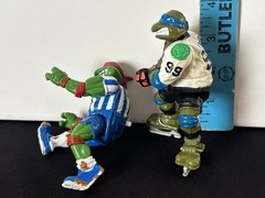 TMNT Teenage Mutant Ninja Turtles Sewer Sport All-stars Leo & Raph Playmate 1991