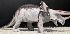 Vintage 1980s Dor Mei Triceratops Styracosaurus Dinosaur Figure Toy Lot (3)