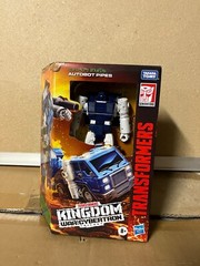 Transformers War For Cybertron Kingdom Autobot Pipes WFC-K32