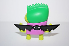 KIDROBOT 2008 YIMMI BITES THE HEROES OF BURGERTOWN JON BURGERMAN DESIGNER ART
