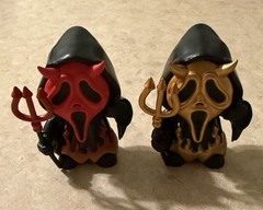 Culturefly GHOST FACE In Different Places RED & GOLD DEVIL MASK CHASE BUNDLE