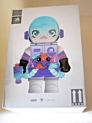 POP MART MEGA SPACE MOLLY 400% – LOUIS DE GUZMAN