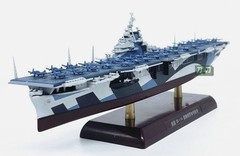 1/1000 WWII US Aircraft Carrier Ticonderoga-class The Franklin CV-13/14 Model