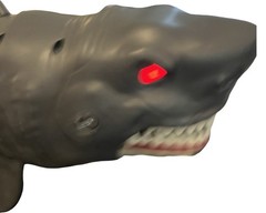 Animal Planet Great White EXTREME SHARK ADVENTURE Chomping Action Shark 15” Toy