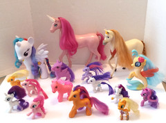 My Little Pony Lot of 18 Ponies Plus Maximus and Barbie Unicorn