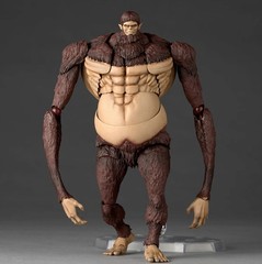 Kaiyodo Revoltech Amazing Yamaguchi Attack on Titan Beast Titan Model In Stock