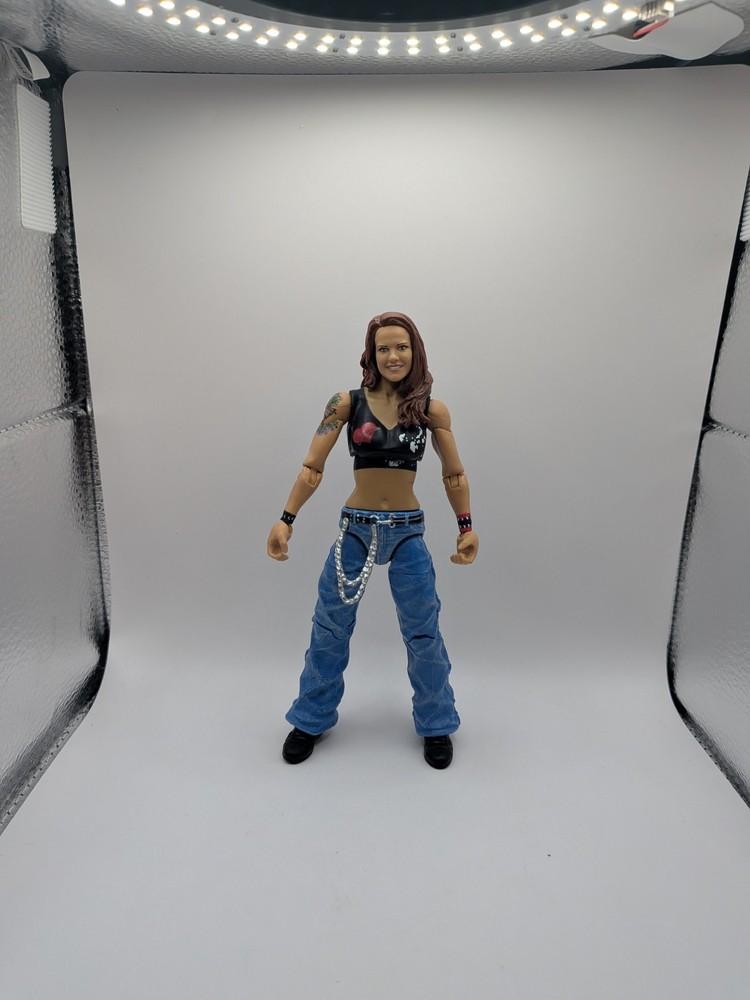 2020 WWE Elite Collection Royal Rumble Series 1 Lita, Missing Extra Head & Hands