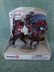 Retired Schleich Dragon Knight On Horse With A Lance #70102 – NRFB