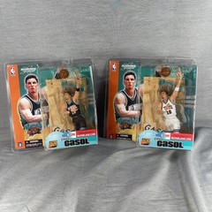 2x Pau Gasol Memphis Grizzlies NBA McFarlane W Chase Action Figure Series 3 New