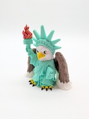 Liberty Eagle – Patriotic Bald Eagle Statue