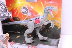 2017 Mattel Jurassic World Velociraptor “Blue” Battle Damage Dinosaur FNB33