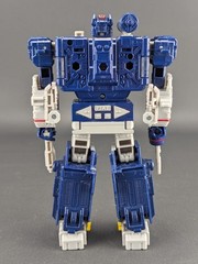 Transformers Legacy United Soundwave ONLY Hasbro WFC Earthrise Voyager