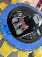 S.H.Figuarts Dragon Ball Z “FUTURE TRUNKS & CUSTOM 3D PRINTED TIME MACHINE”
