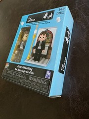 The Office Single Figure Buildable Sets Jim’s Wedding & Pam’s Beach Games – PM
