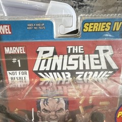 Marvel Legends Series IV Punisher and Punisher Error Nick Fury all w/ Comic