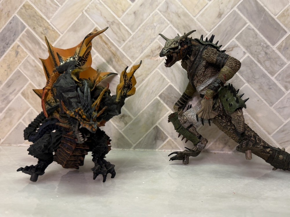 McFarlane Dragons – Komodo Clan and water dragon clan – no bases