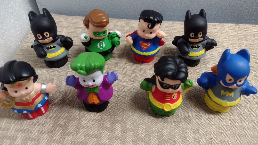 7 DC Comics Fisher Price Little People Batman Robin Joker Superman Wonder Woman+