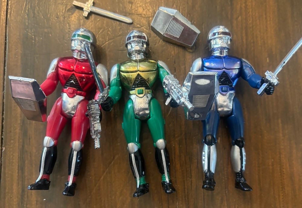 Soma 1994 Sonic Ranger Blue Green Red Chrome Light Up eyes 4″ – Untested W Acc