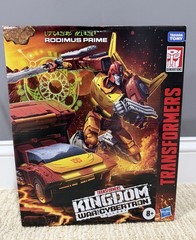 Supa Dupa HOT Transformers WFC Kingdom Commander Class Rodimus Prime UNOPENED