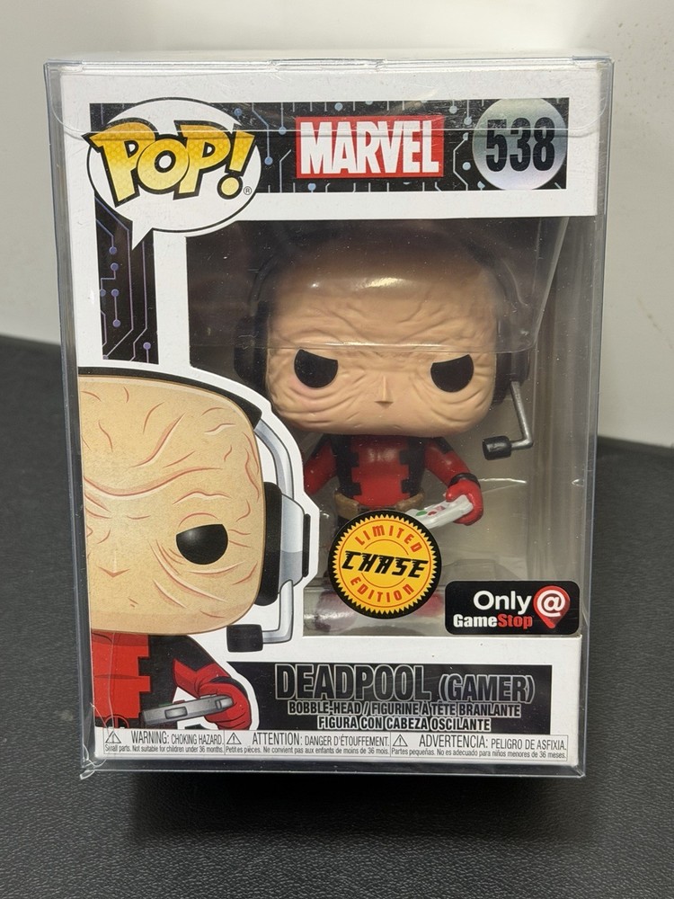 Funko POP! Marvel Deadpool Gamer Chase #538 GameStop Exclusive