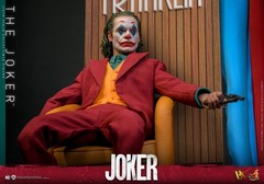 Hot Toys The Joker DX42 Joaquin Phoenix 1:6 Scale Figure DC Comics Arthur Fleck