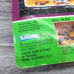 Aliens Bull Alien Action Figure Kenner 1992 Toy + Comic New Sealed (Damaged Box)