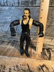 WWE The Undertaker Action Figurines 2003Jakks Pacific