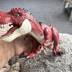 Zuru Robo Alive Dino Action T-Rex Dinosaur Red 10″ Roaring Action Dino Works