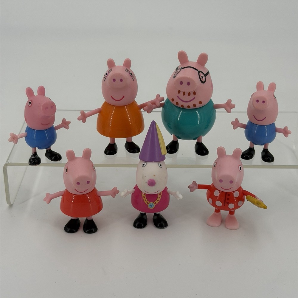 Lot of 7, 2003 Pepa Pig Figures, multiple characters see pics