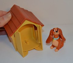 RARE 1997 Lady and the Tramp 3″ Dog House Action Figure McDonald’s EUROPE Disney