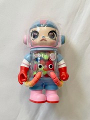 New Pop Mart Mega Space Molly Jon Burgerman Series 4 100% Action Figure Opened