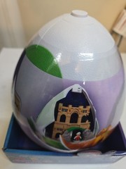 Super Mario Galaxy Movie Yoshi Egg 1.5-Inch Playset [Yoshi & Fire Mario Figures]