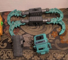 Toy Biz Battle Builders Parts 10 Pieces Lot. Toys Accessories 1996 Vtg