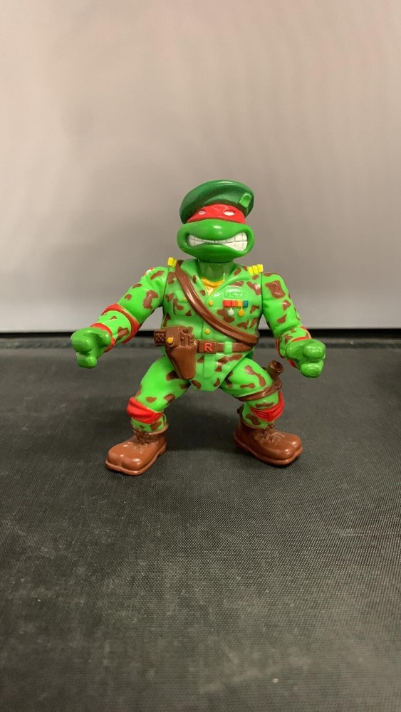 Vintage 1991 Playmates TMNT Raph, The Green Teen Beret Action Figure