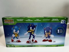 35th Anniversary Classic Sega Sonic & 16-Bit Sonic Action Figure 3-Pack New NIB