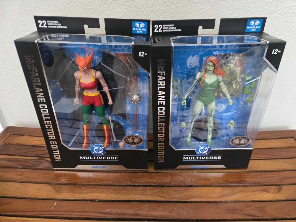 McFarlane DC Multiverse Collector Edition Poison Ivy & Hawkgirl Platinum Edition