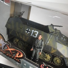 Ultimate Solder Xtreme Detail WWII SD KF2 German Halftrack 1:18 Scale (SEALED)