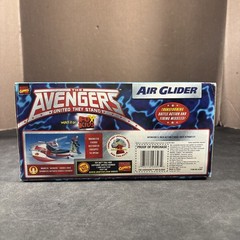 AVENGERS UNITED THEY STAND AIR GLIDER TOY BIZ VEHICLE ACTION FIGURE NEW