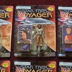 1995 Playmates Complete Set 15 Star Trek VOYAGER Action Figures MOC
